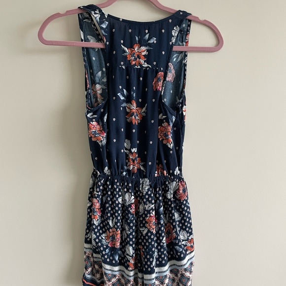 Abercrombie & Fitch Navy and Floral Romper XS - Picture 3 of 3